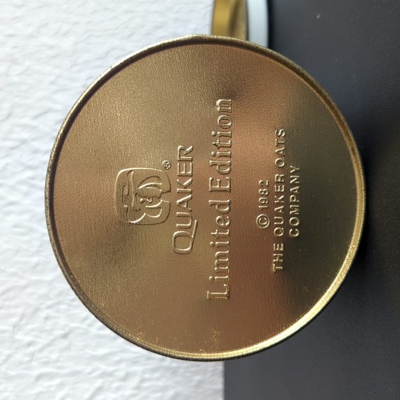 VTG Quaker Oats Tin - Picture 3 of 4